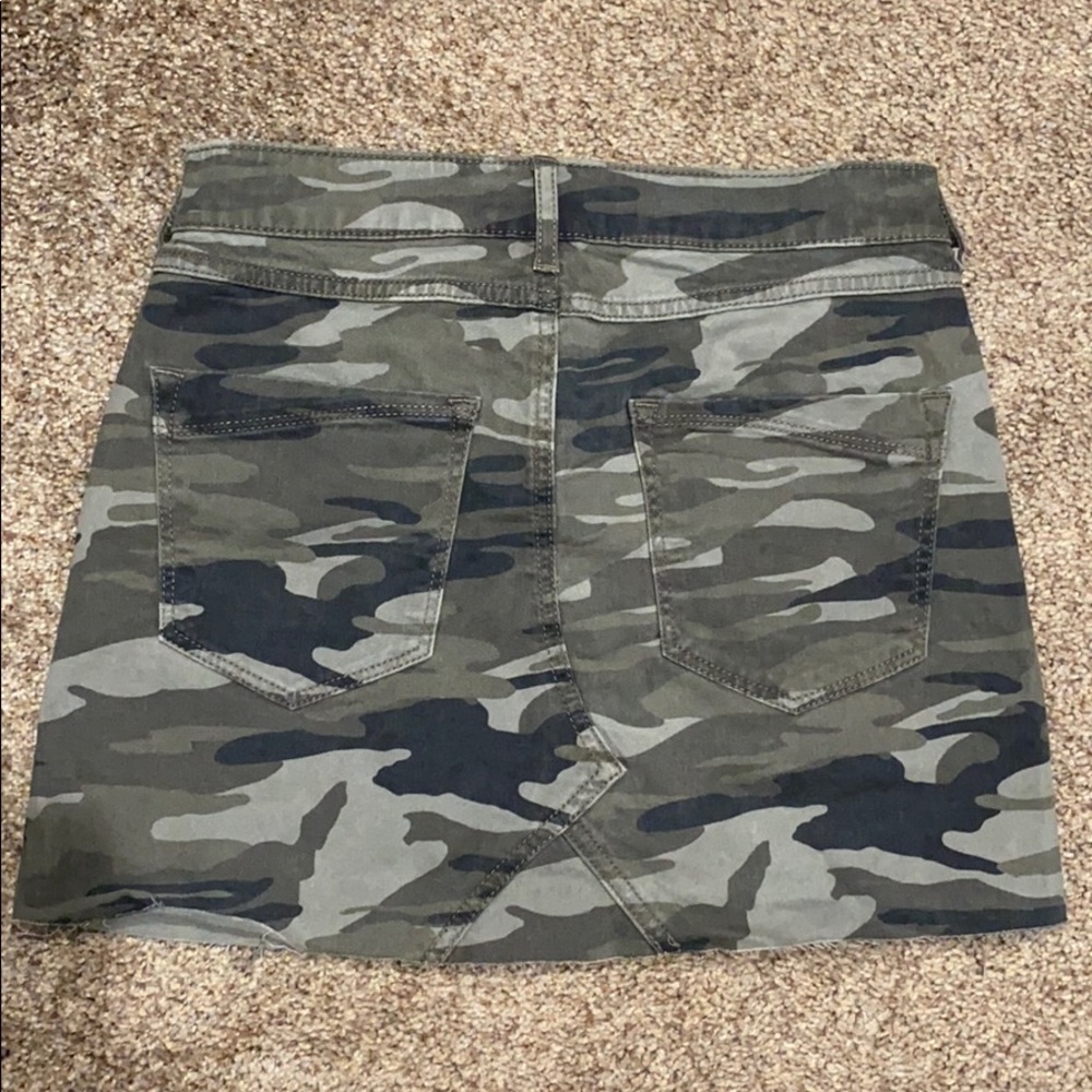 Express | Camo Skirt - Picture 6 of 6